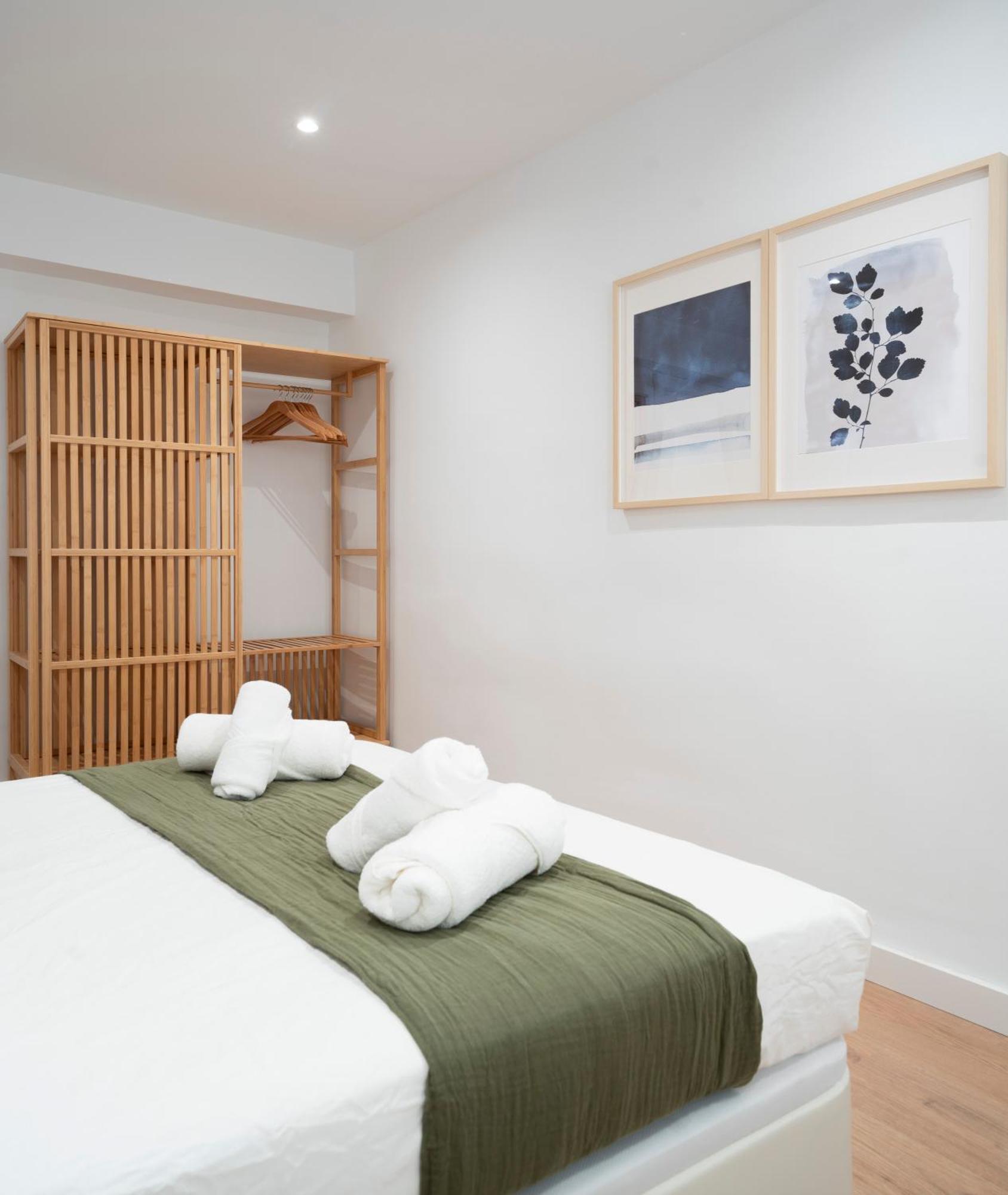 Ronda Suites Junto Estacion Tren Y Hospitales Granada Bagian luar foto