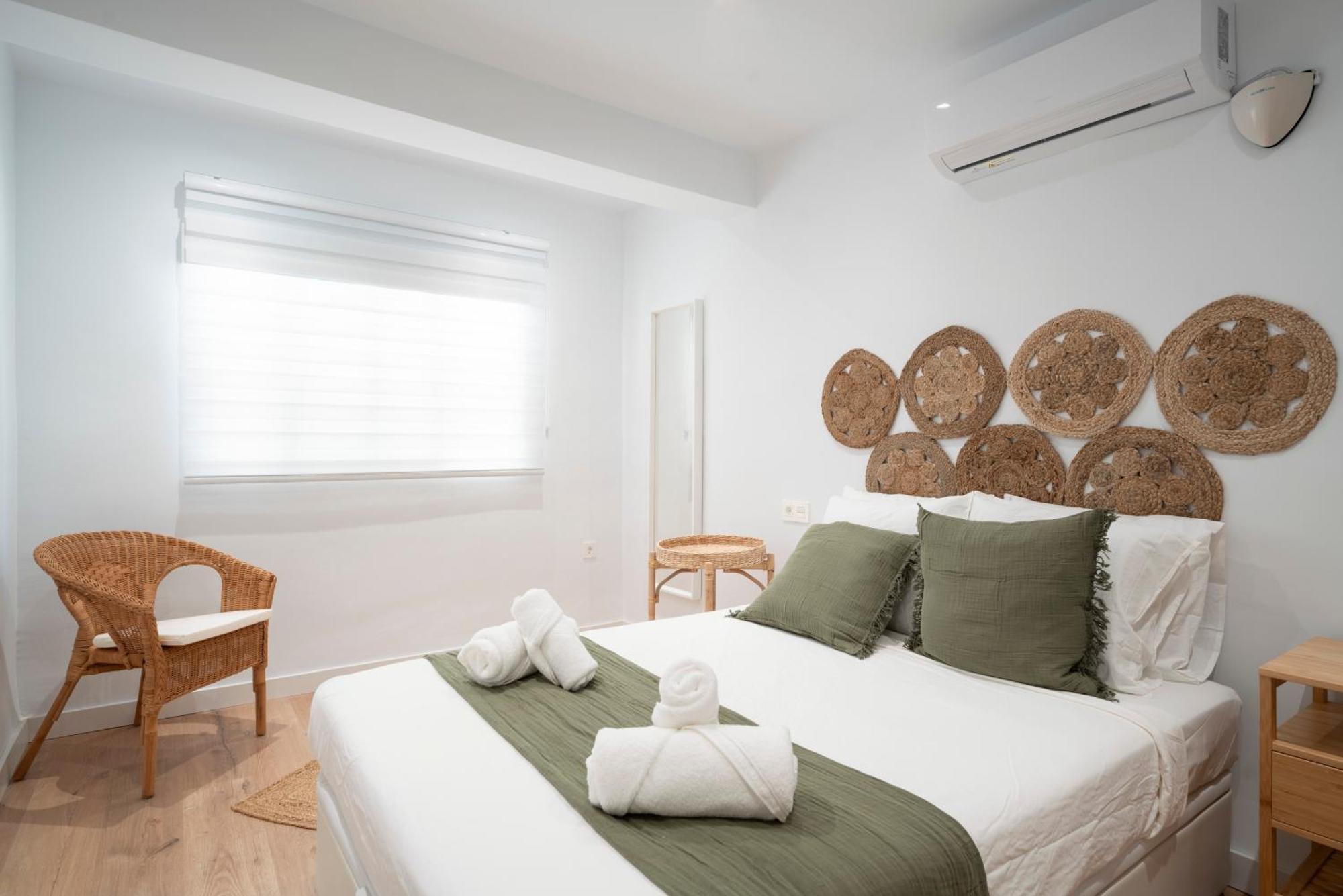 Ronda Suites Junto Estacion Tren Y Hospitales Granada Bagian luar foto